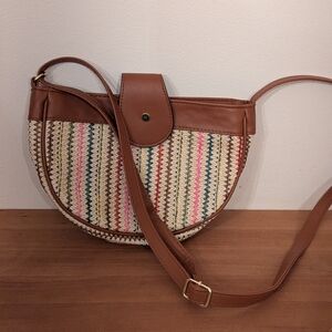 Chic Multicolor Crossbody Bag with Brown Accents
